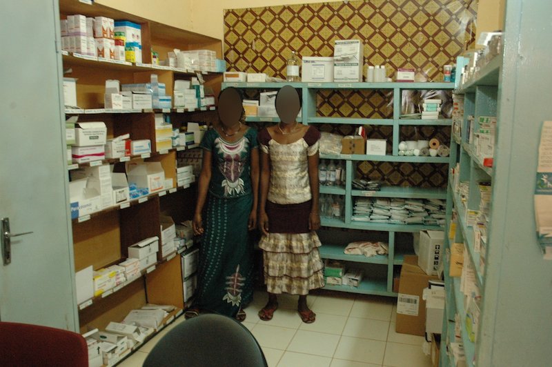 Pharmacie du dispensaire de la cité des enfants à Boulsa